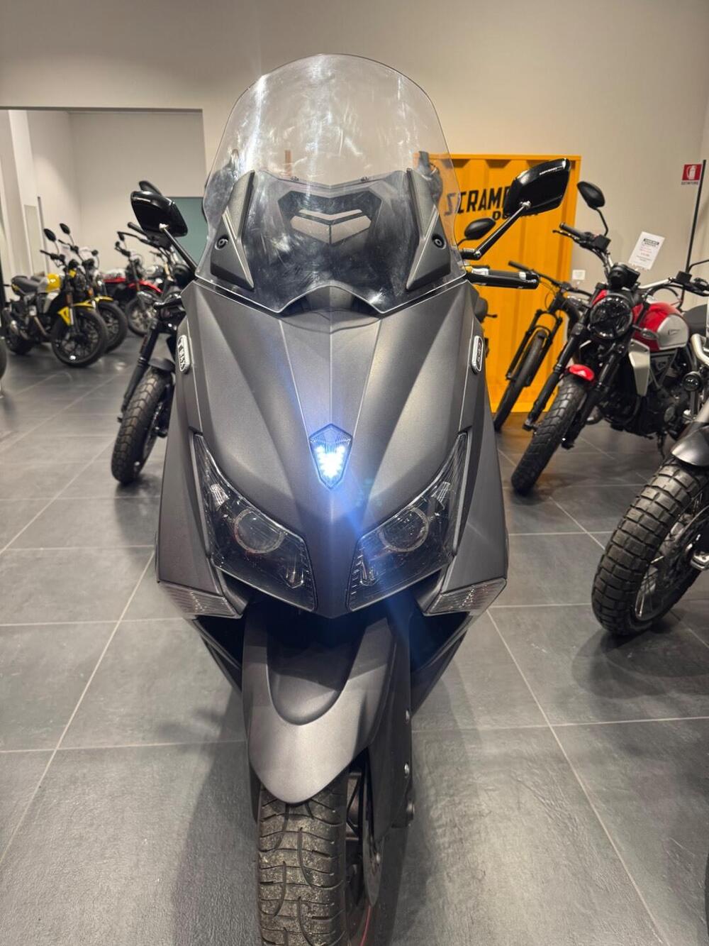 Yamaha T-Max 530 ABS (2012 - 14) (3)