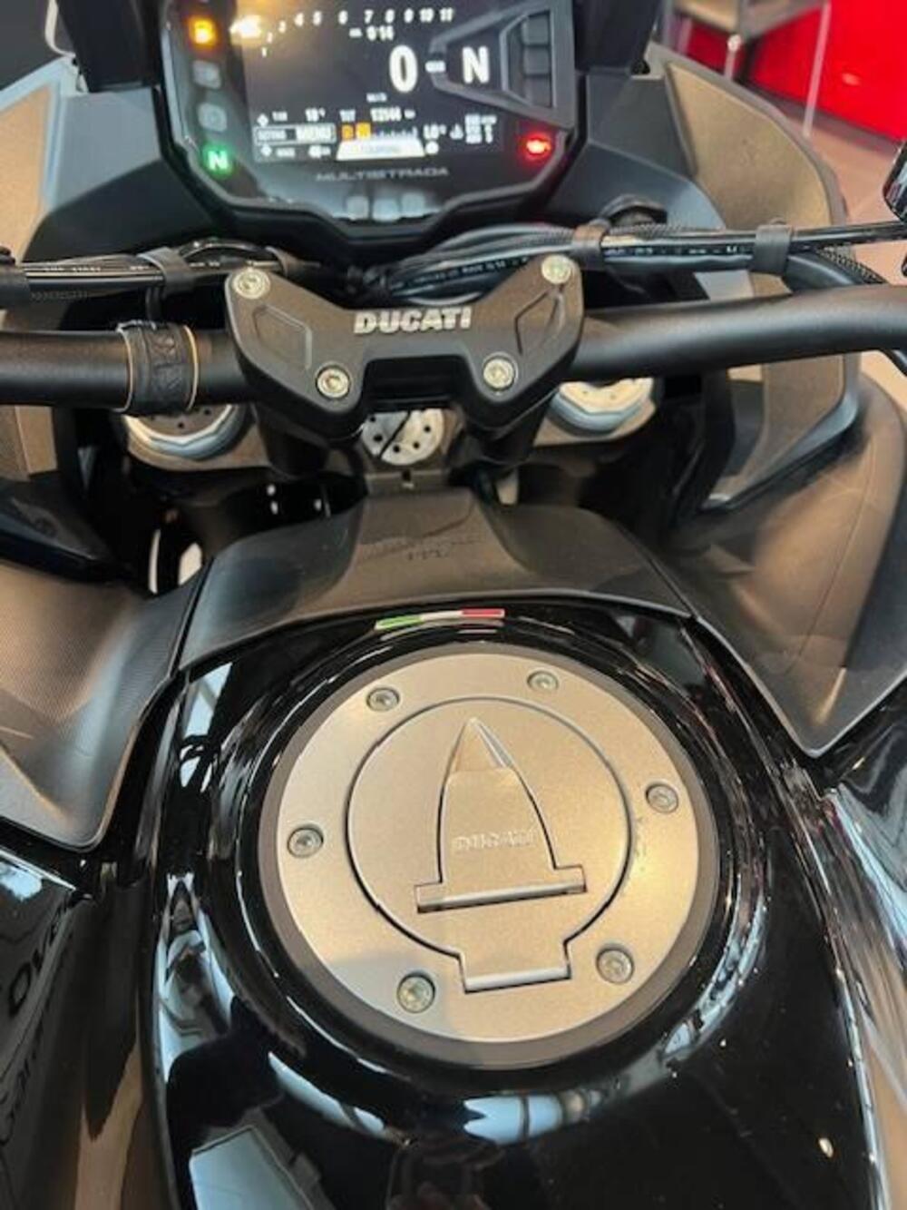 Ducati Multistrada V2 S (2022 - 24) (5)