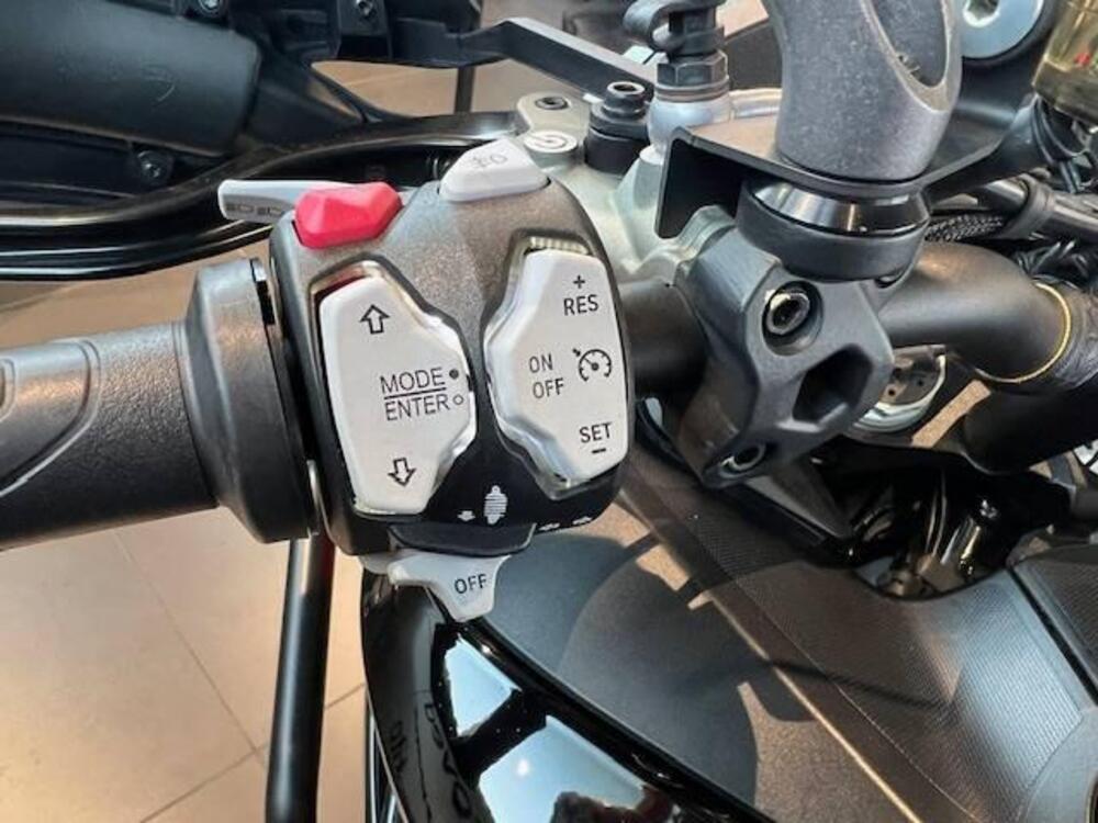 Ducati Multistrada V2 S (2022 - 24) (6)