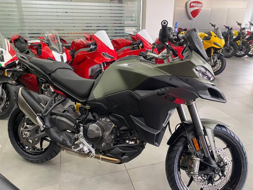 Ducati Multistrada V2 S (2025 - 26) (2)
