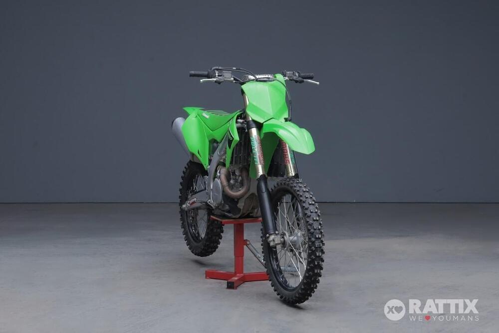 Kawasaki KX 450 F (2022)