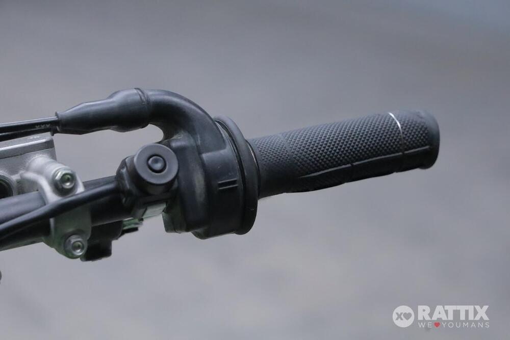 Kawasaki KX 450 F (2022) (12)