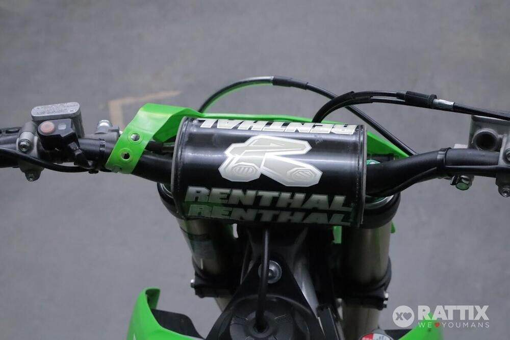 Kawasaki KX 450 F (2022) (13)