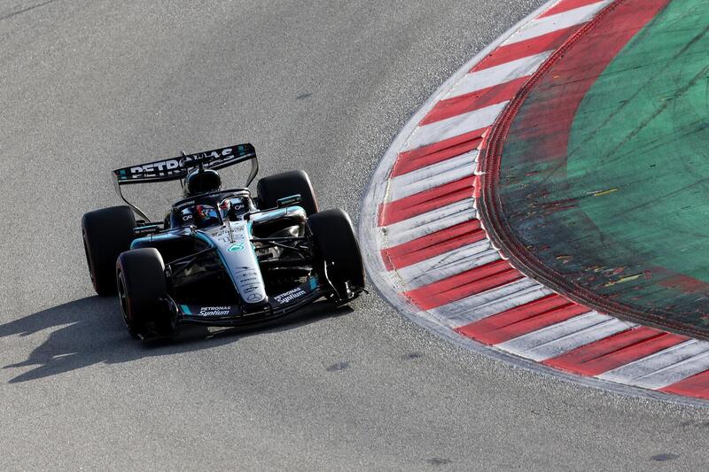 Kimi Antonelli in pista a Barcellona con la W17