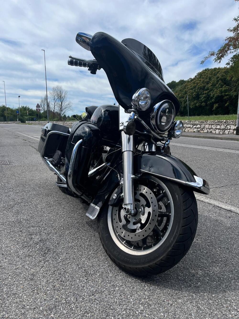 Harley-Davidson 1584 Electra Glide Standard (2008 - 10) - FLHT (2)