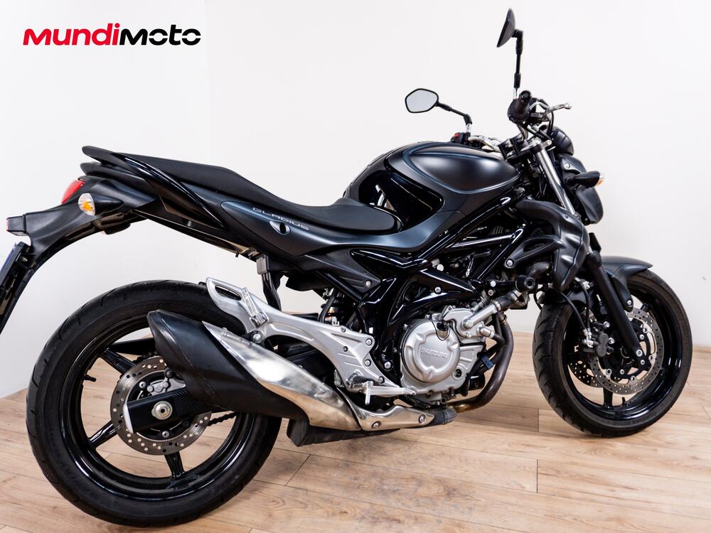Suzuki Gladius 650 SFV ABS (2009 - 15) (2)