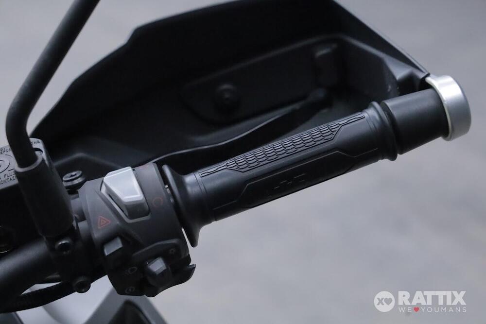 Moto Morini X-Cape 650 (2021 - 26) (12)