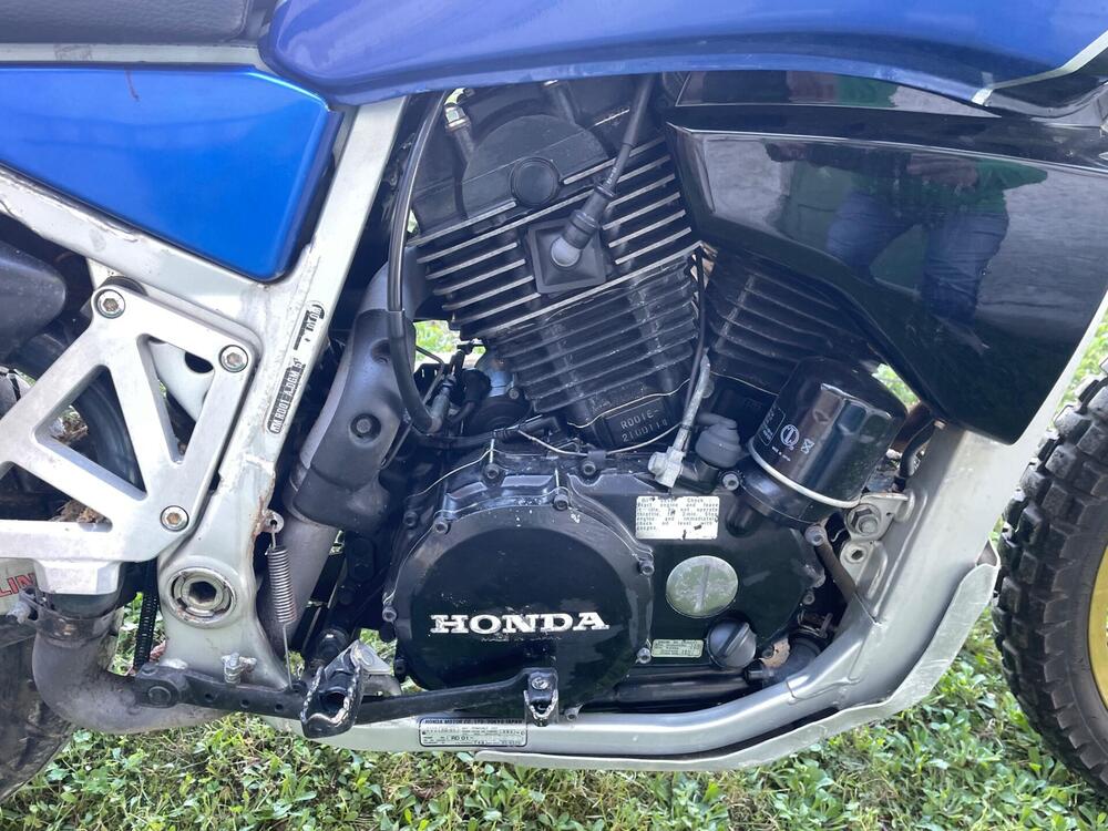 Honda XLV 750R  (8)