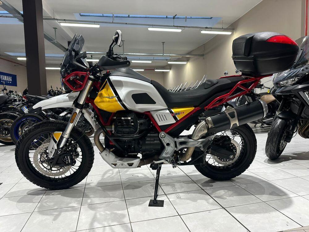 Moto Guzzi V85 TT Evocative Graphics (2019 - 20) (3)