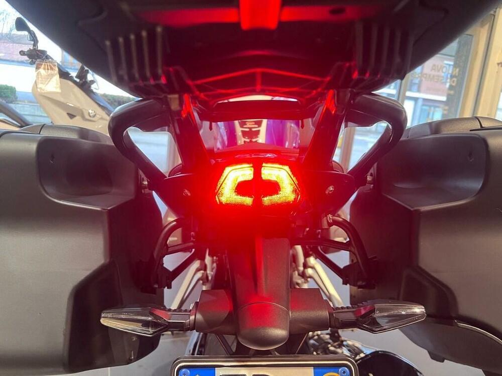 Bmw R 1250 R (2021 - 25) (9)