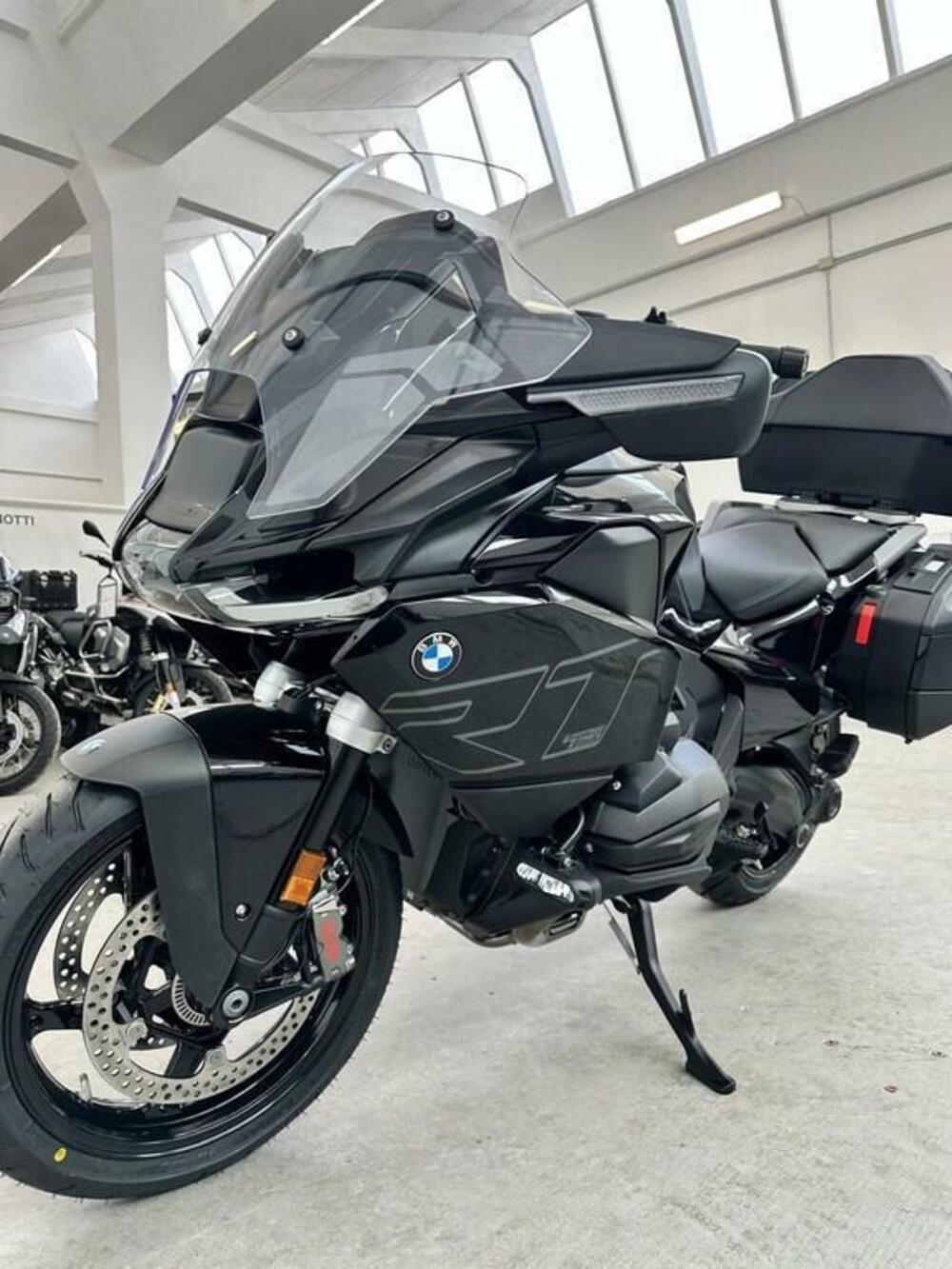Bmw R 1300 RT (2026) (2)