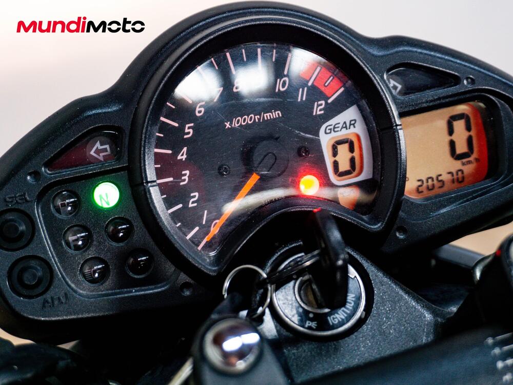 Suzuki Gladius 650 SFV ABS (2009 - 15) (12)