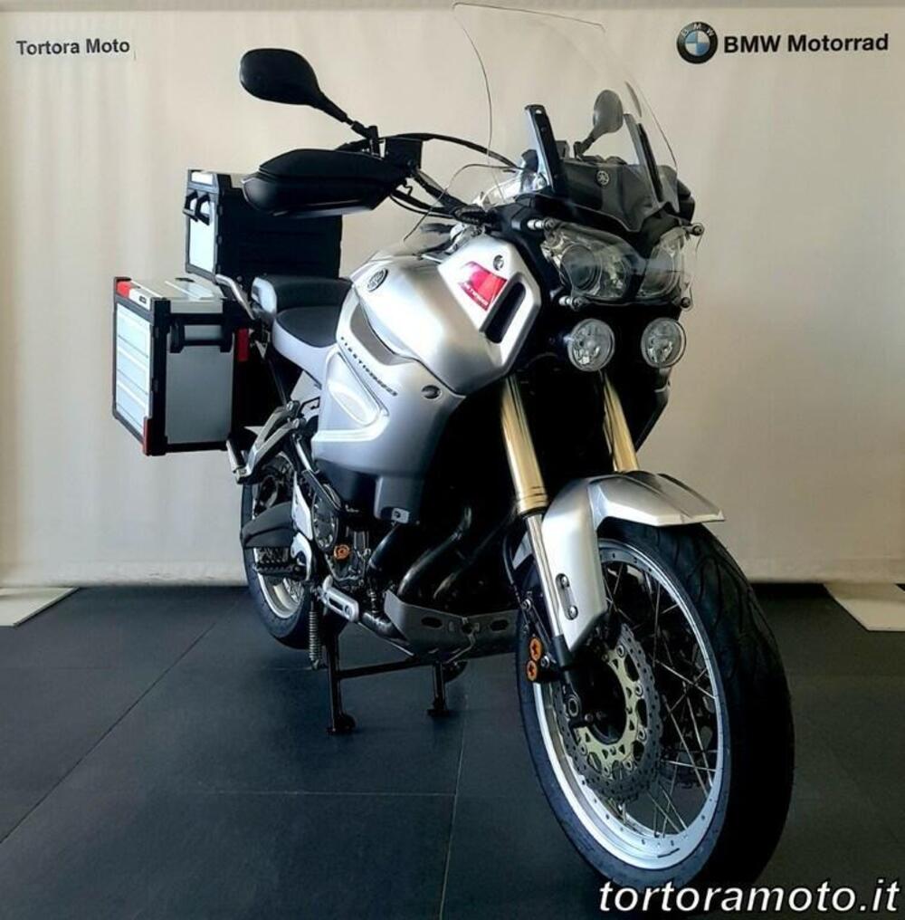 Yamaha XT1200Z Super Ténéré First Edition (2010 - 11) (4)