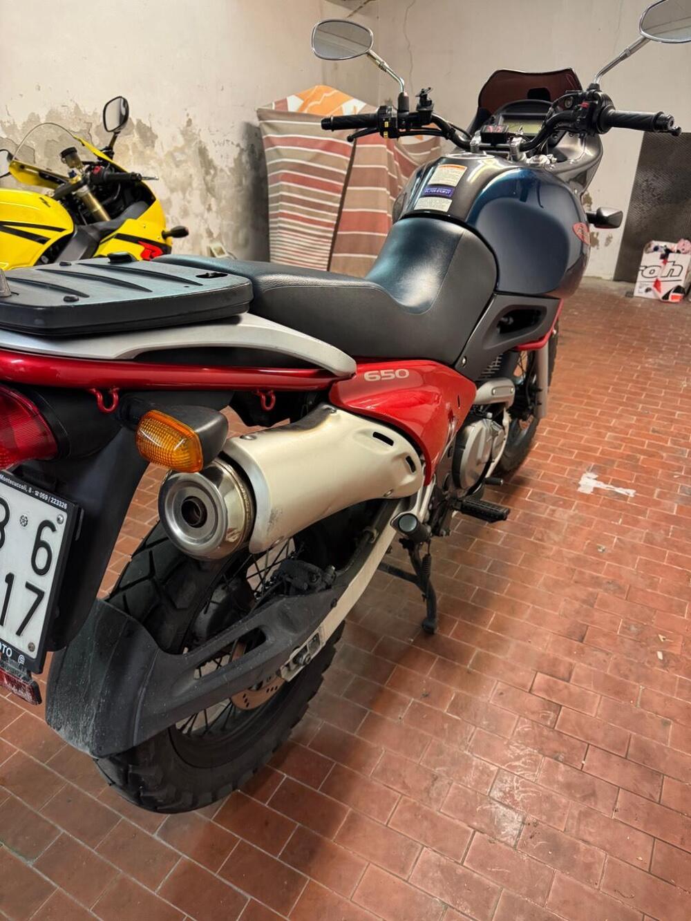 Suzuki XF 650 Freewind (1997 - 03) (3)