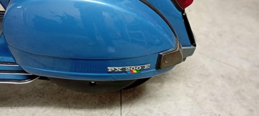 Piaggio PX 200 ARCOBALENO CON MISCELATORE (4)