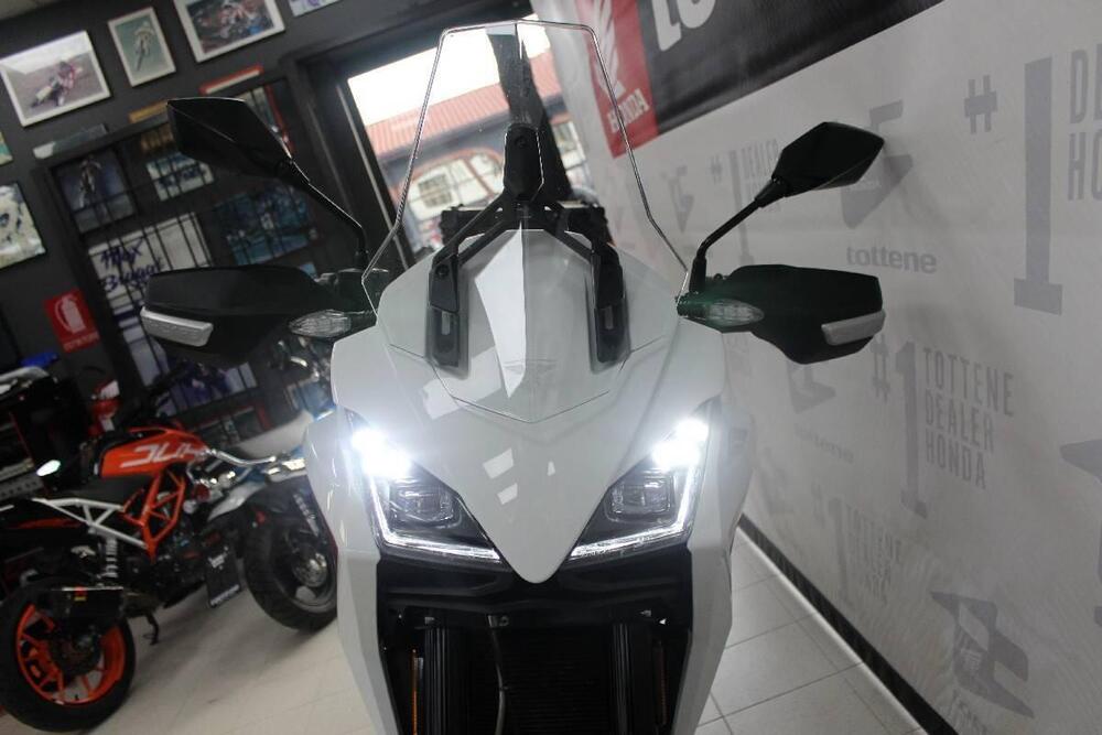 Moto Morini X-Cape 650 (2021 - 26) (4)