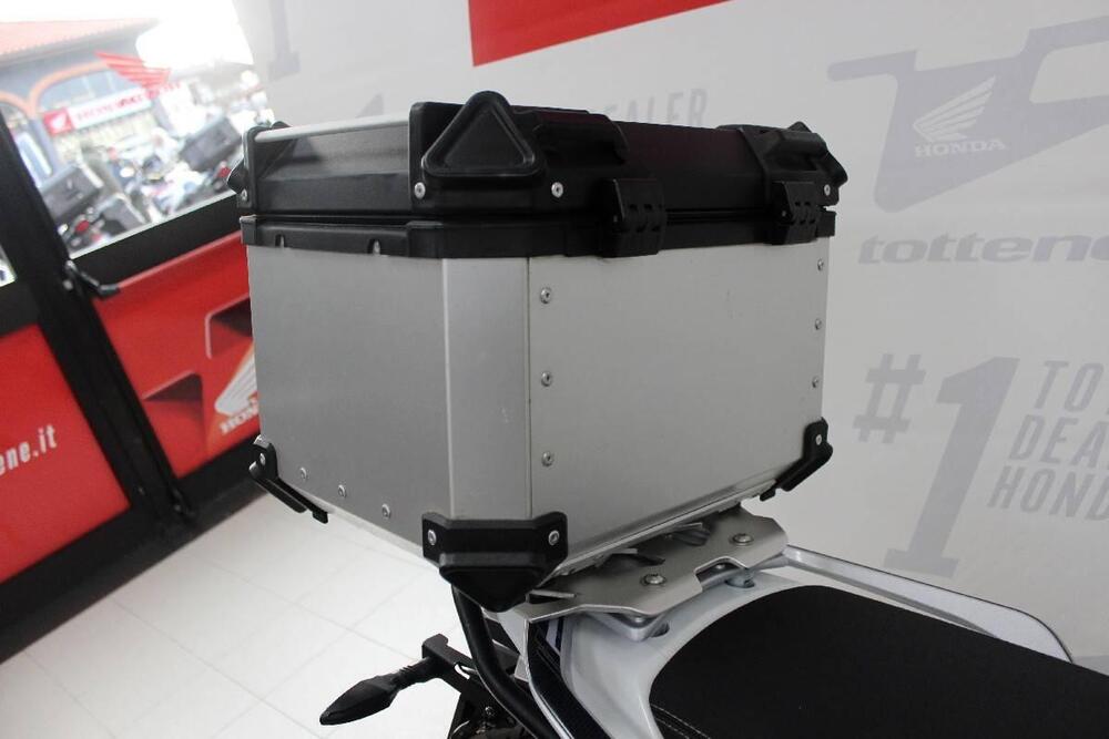 Moto Morini X-Cape 650 (2021 - 26) (6)