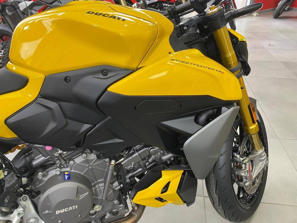 Ducati Streetfighter V2 S (2025 - 26) (6)
