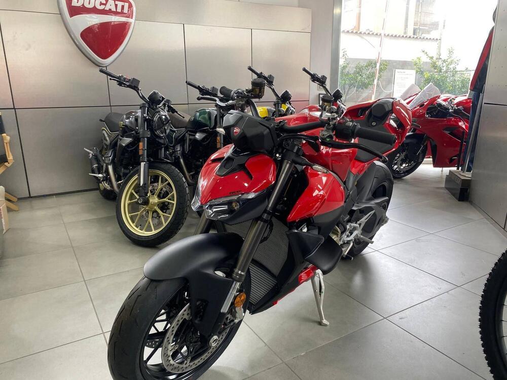 Ducati Streetfighter V4 (2025 - 26) (3)