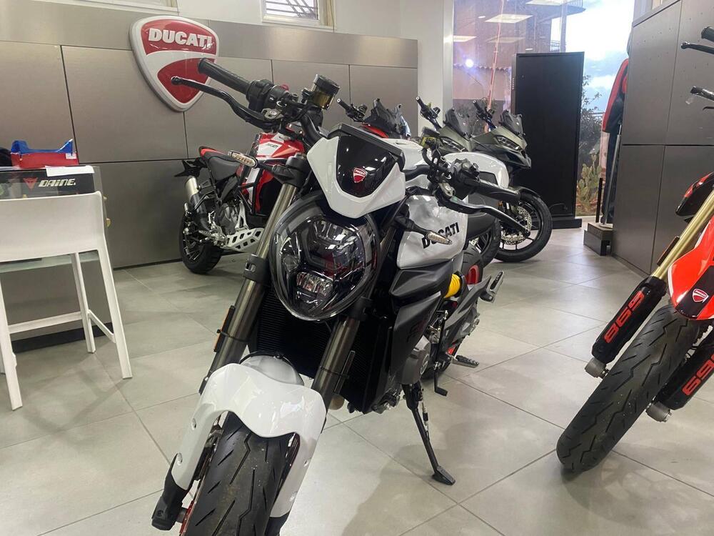 Ducati Monster 890 (2026)