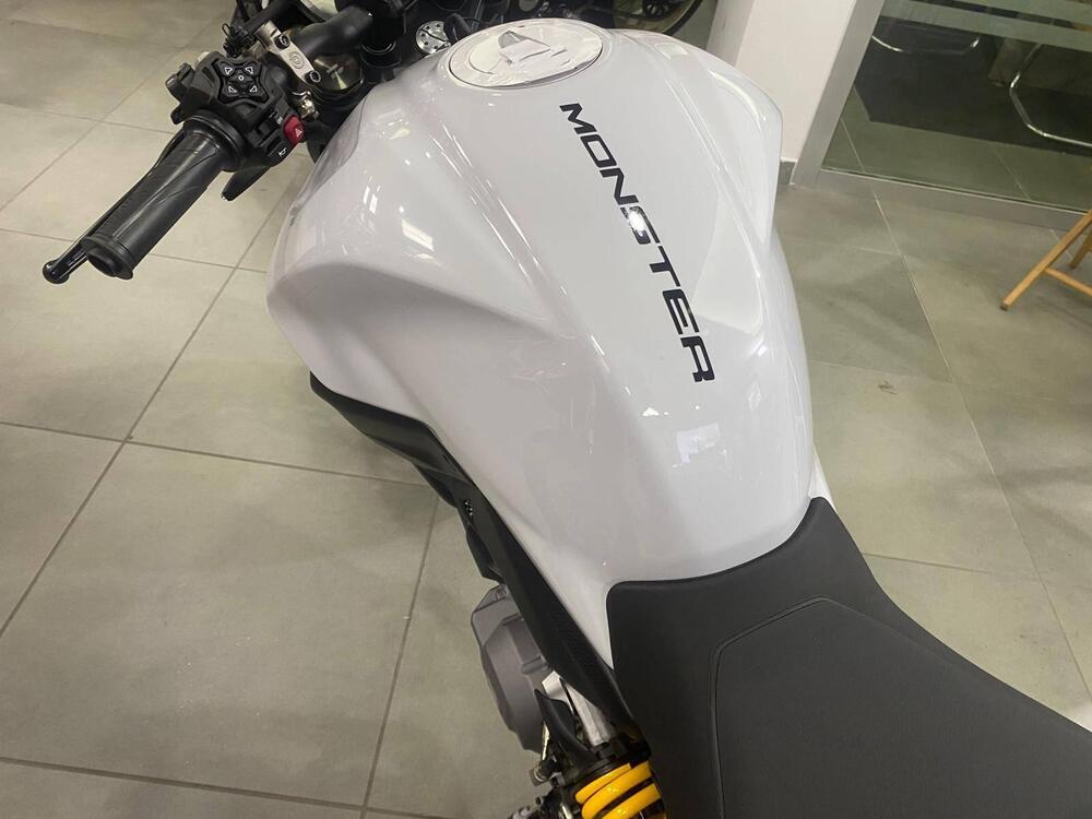 Ducati Monster 890 (2026) (6)