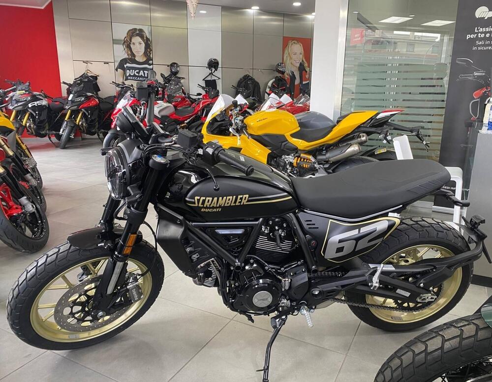Ducati Scrambler 800 Full Throttle (2025 - 26) (2)