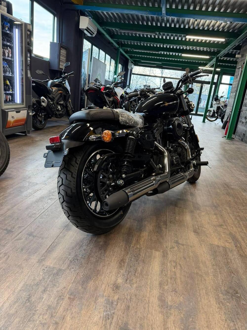 Swm Stormbreaker V1200 (2024 - 25) (3)