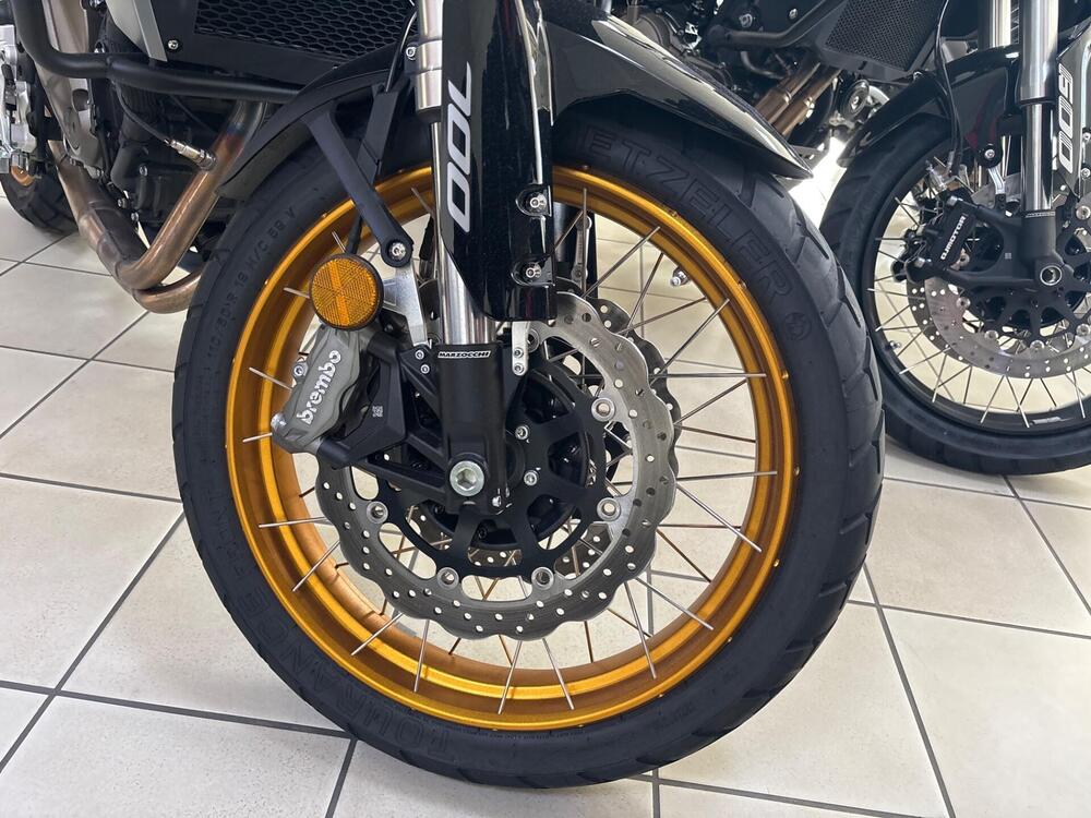 QJ Motor SRT 700 X (2024 - 25) (4)