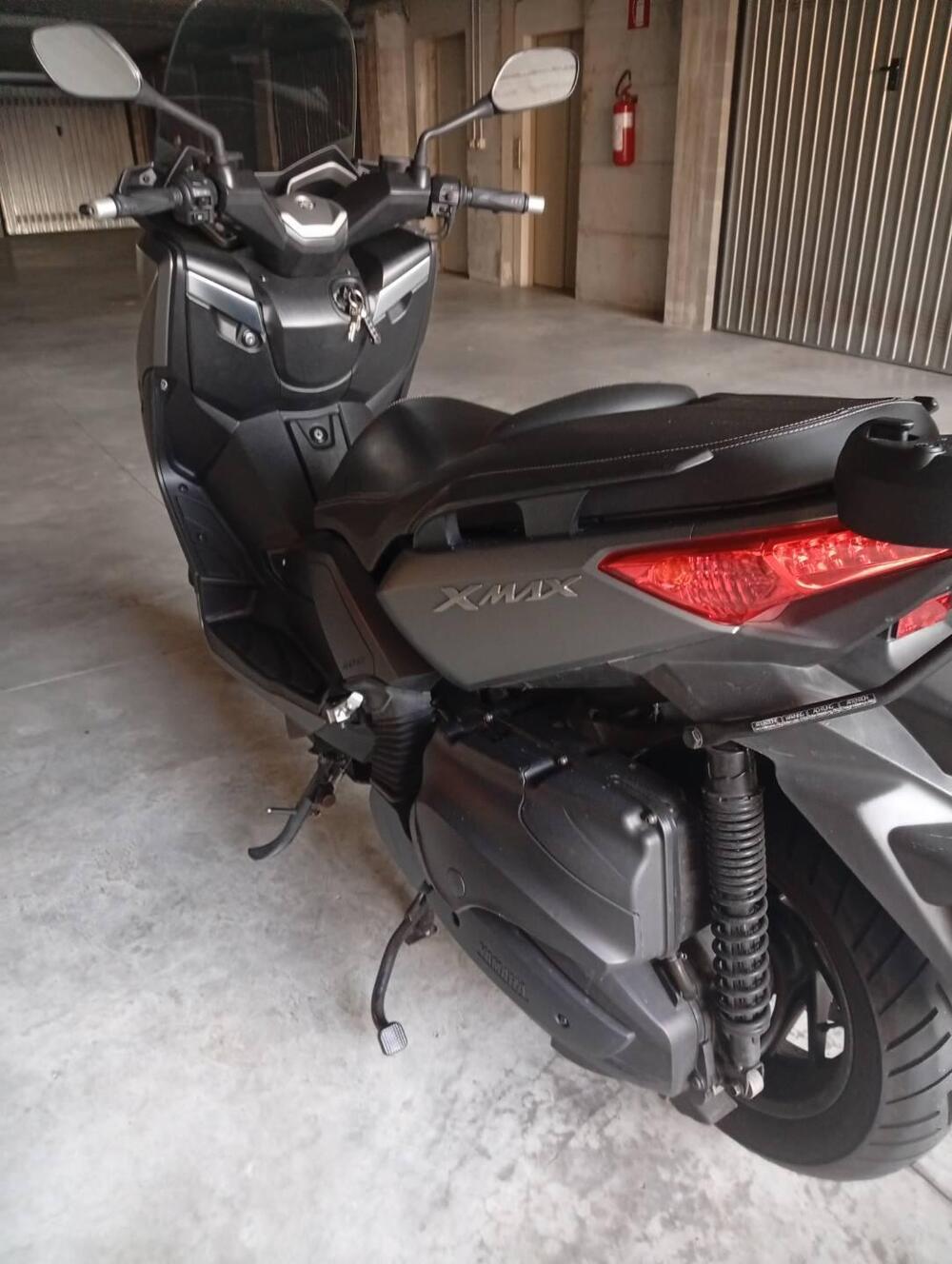 Yamaha X-Max 400 (2013 - 16) (5)