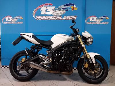 Triumph Street Triple (2007 - 12) usata