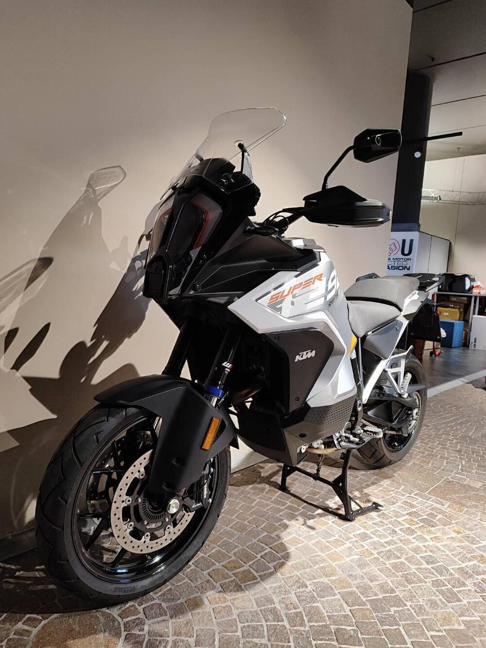 KTM 1290 Super Adventure S (2022 - 25) (4)