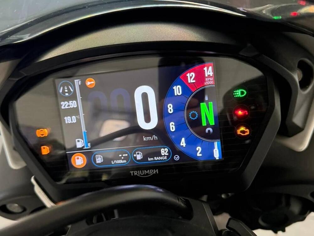 Triumph Speed Triple 1050 RS (2018 - 20) (12)