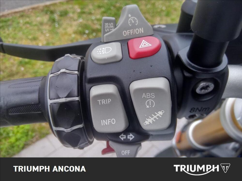 Bmw R 1200 R (2015 - 16) (8)