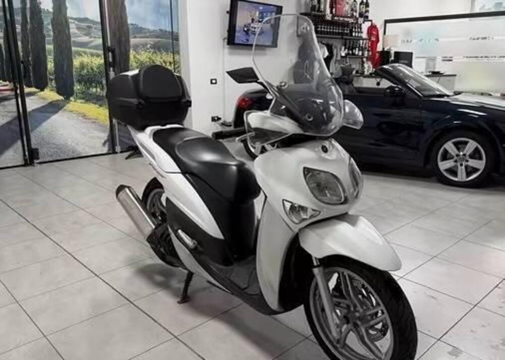 Yamaha Xenter 150 (2011 - 14) (2)