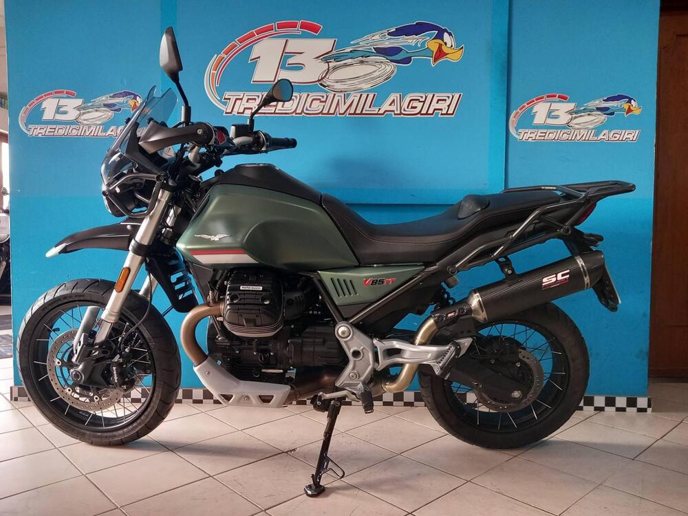 Moto Guzzi V85 TT (2021 - 23) (4)