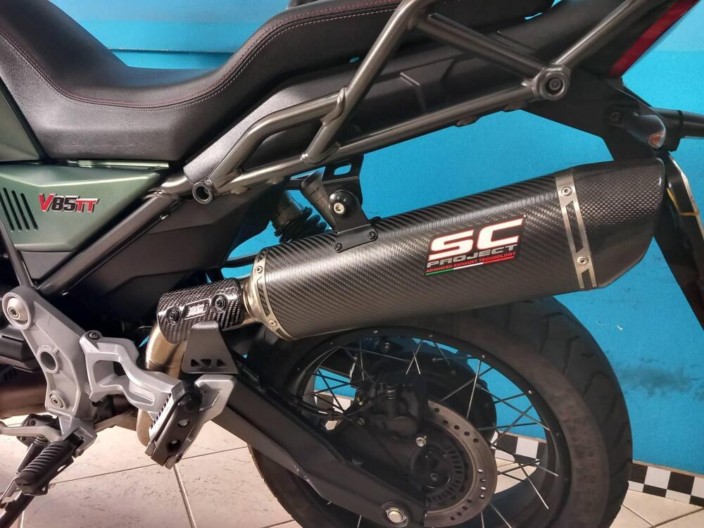 Moto Guzzi V85 TT (2021 - 23) (12)