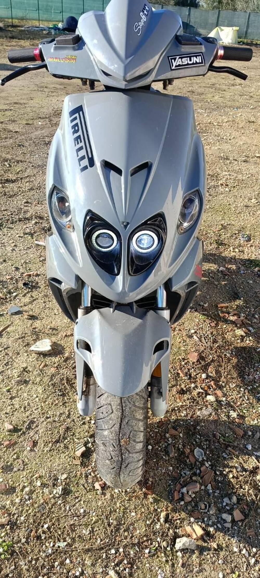 Malaguti F12 Phantom 50 R Air Cooled (2008 -10) (7)