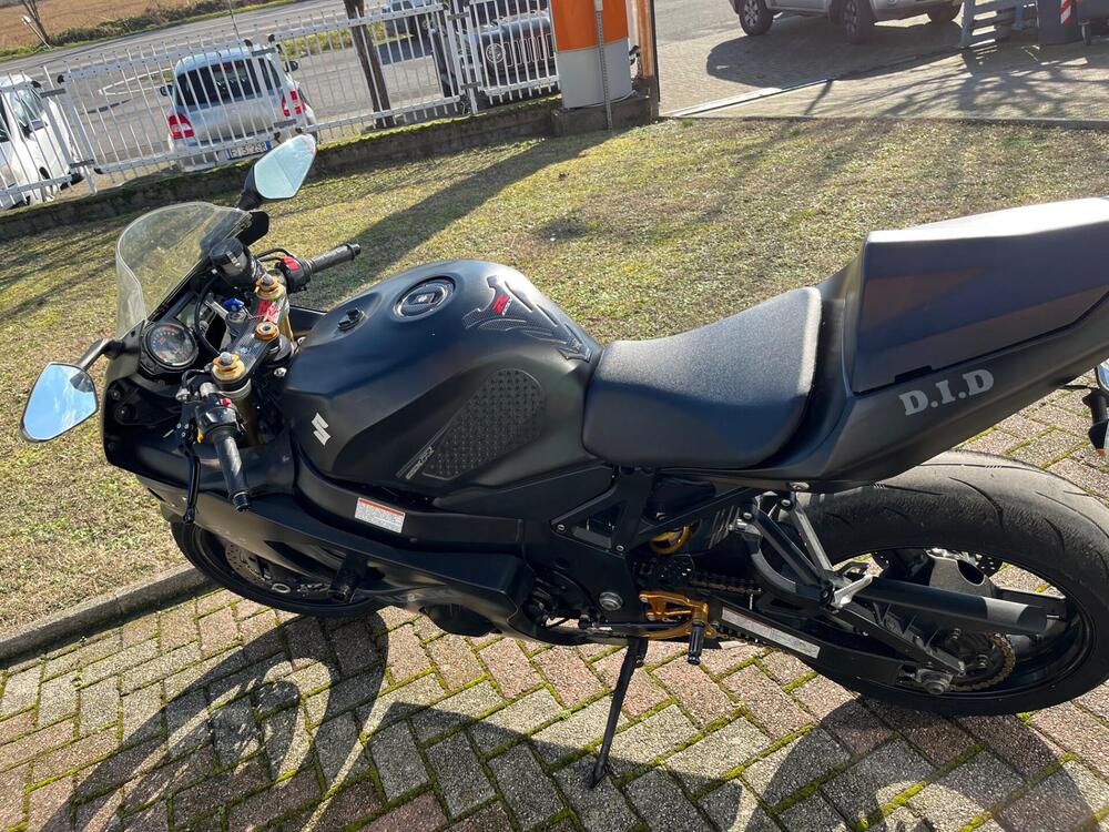 Suzuki GSX R 750 (2004 - 05) (8)
