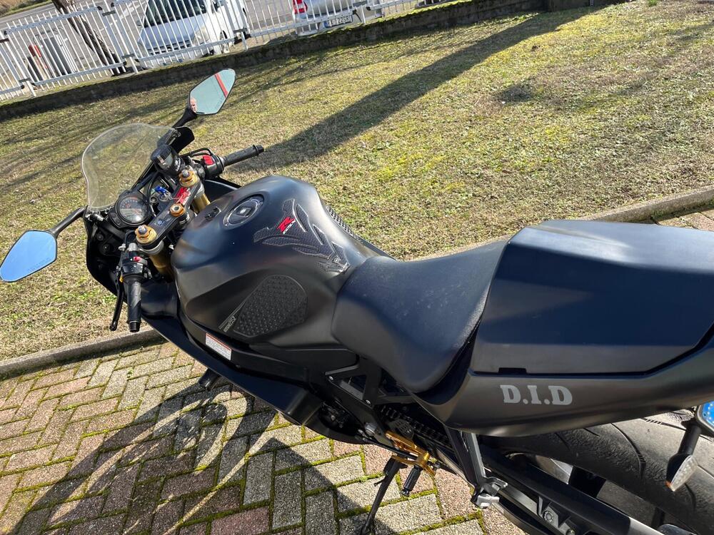 Suzuki GSX R 750 (2004 - 05) (9)