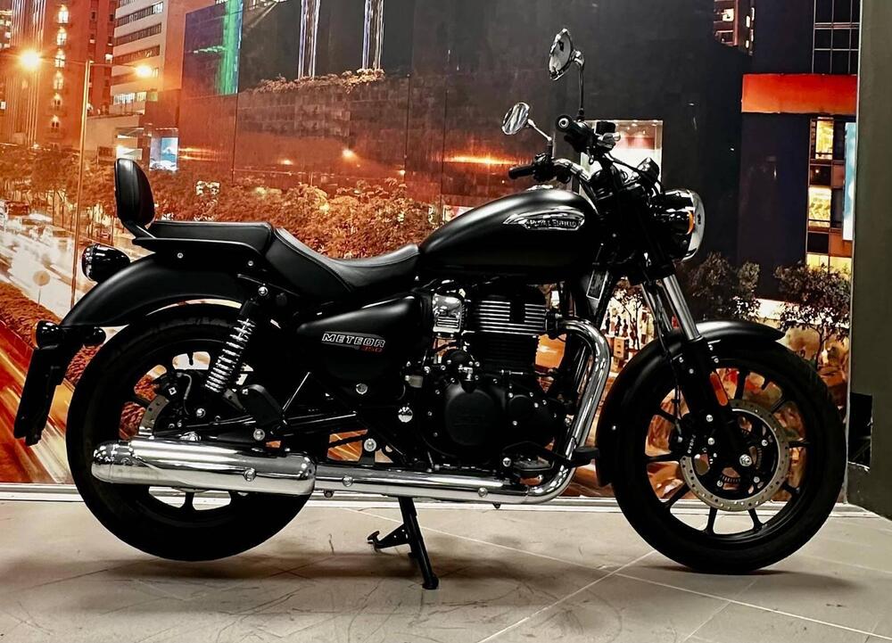 Royal Enfield Meteor 350 (2021 - 26)