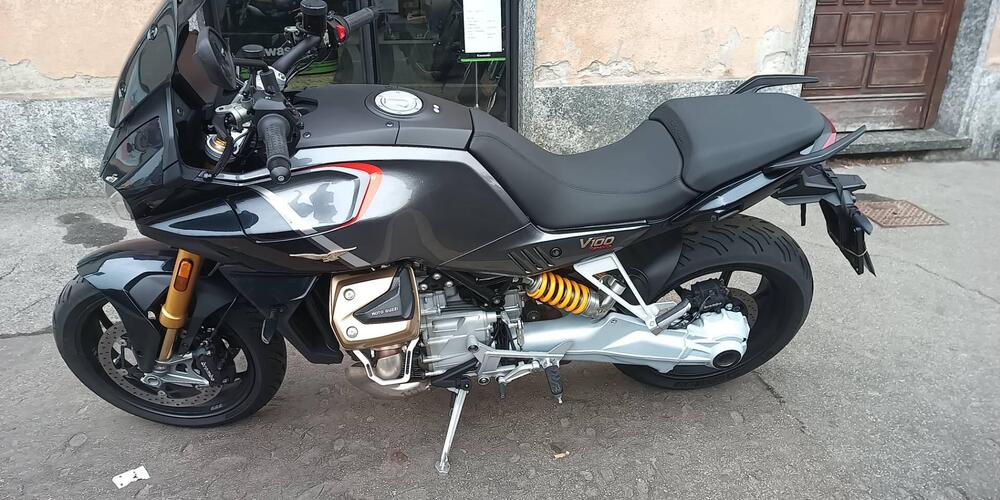 Moto Guzzi V100 Mandello S (2022 - 24) (7)