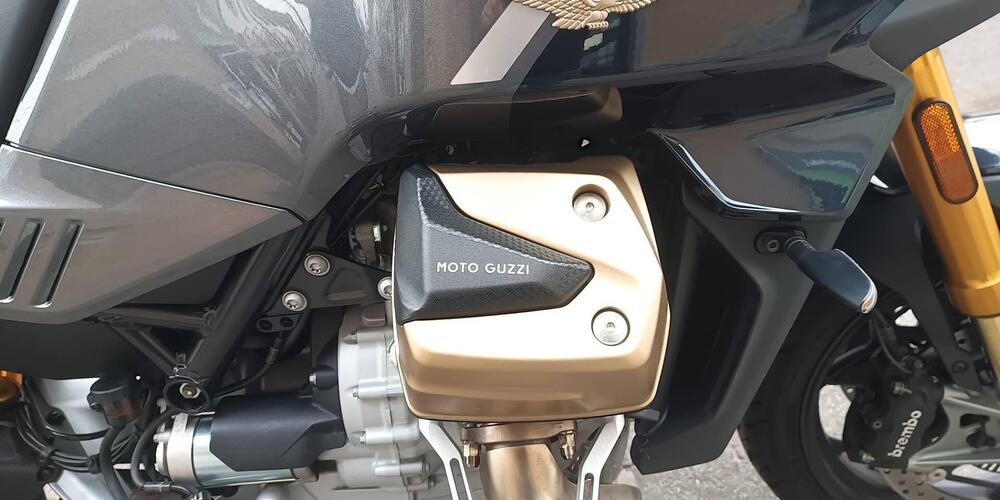 Moto Guzzi V100 Mandello S (2022 - 24) (12)