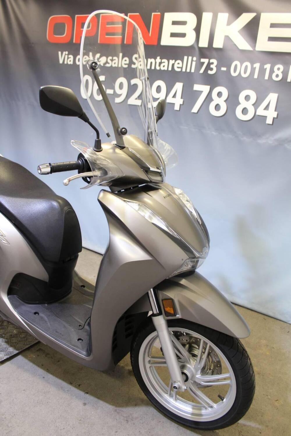 Honda SH 350 (2021 - 24) (8)