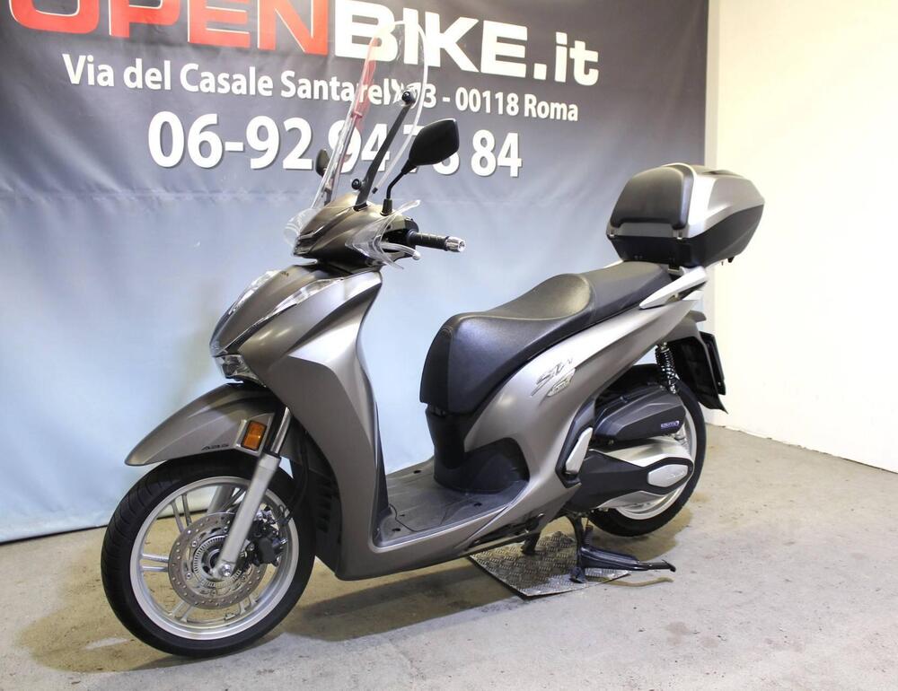 Honda SH 350 (2021 - 24) (12)