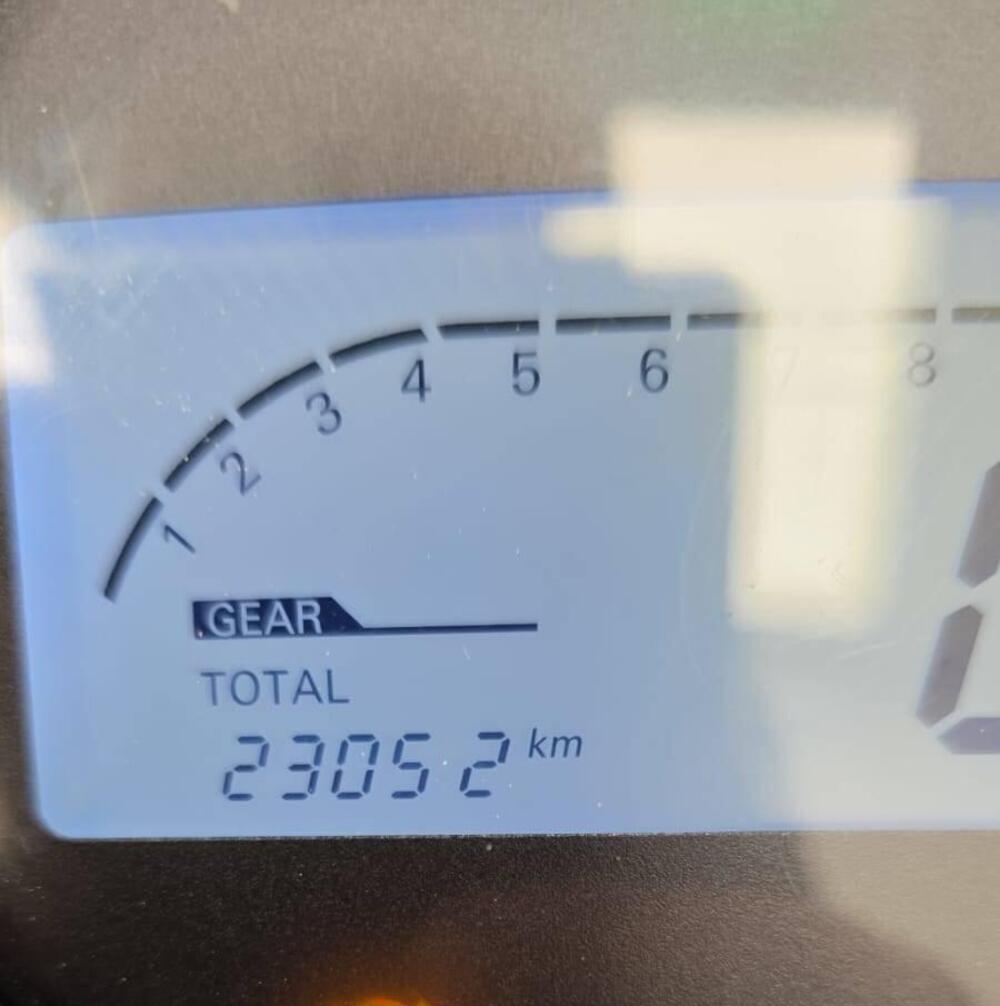 Voge Trofeo 300AC (2021 - 26) (8)