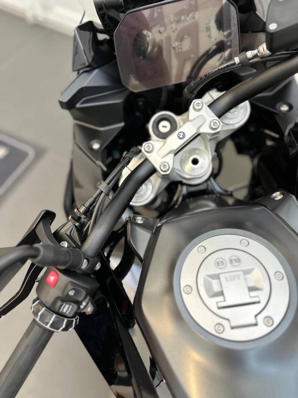 Bmw F 900 XR (2025 - 26) (2)