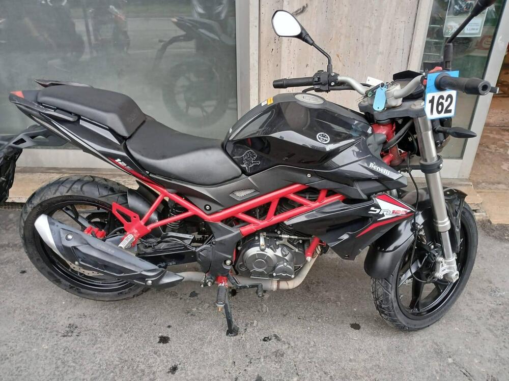 Benelli BN 125 (2018 - 20) (2)