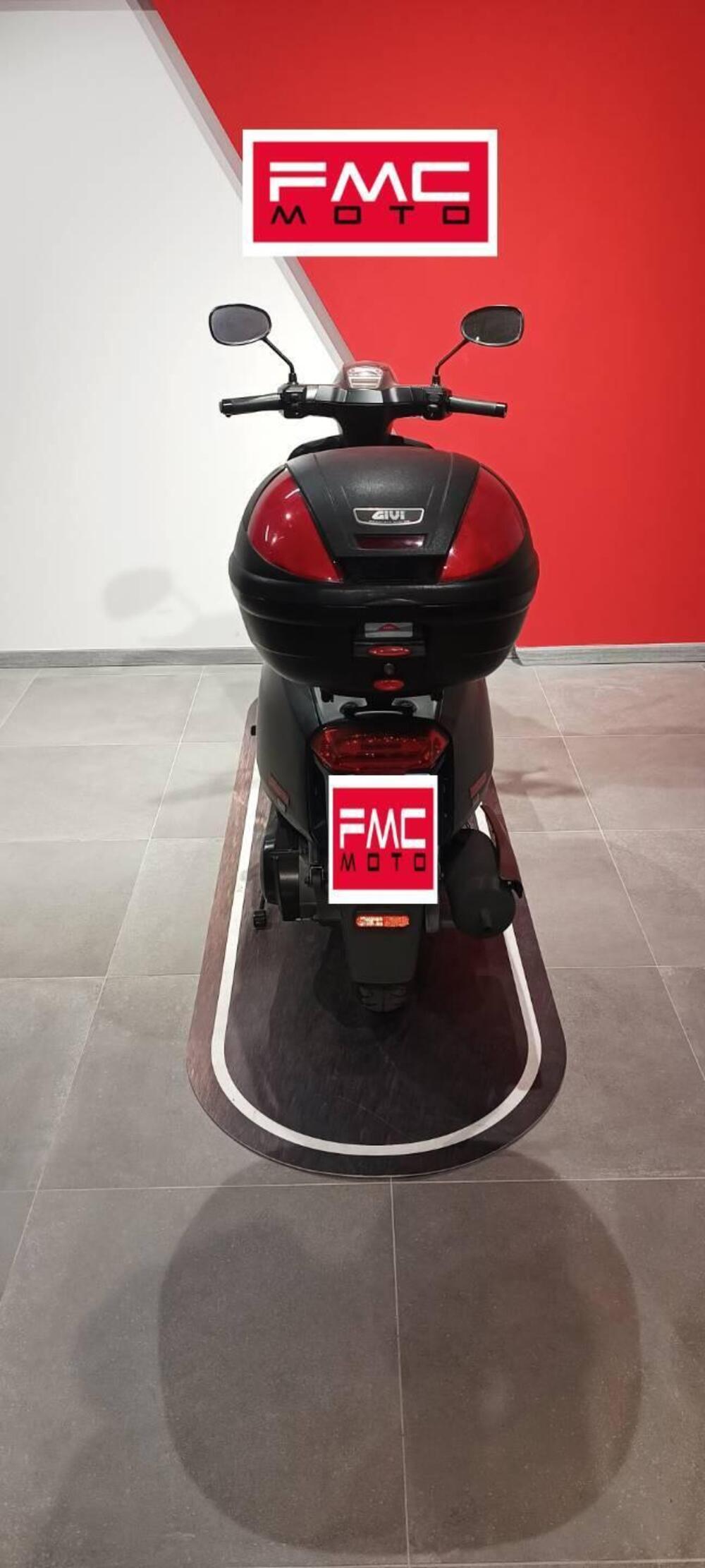 Lambretta V200 Special (2021 - 26) (5)