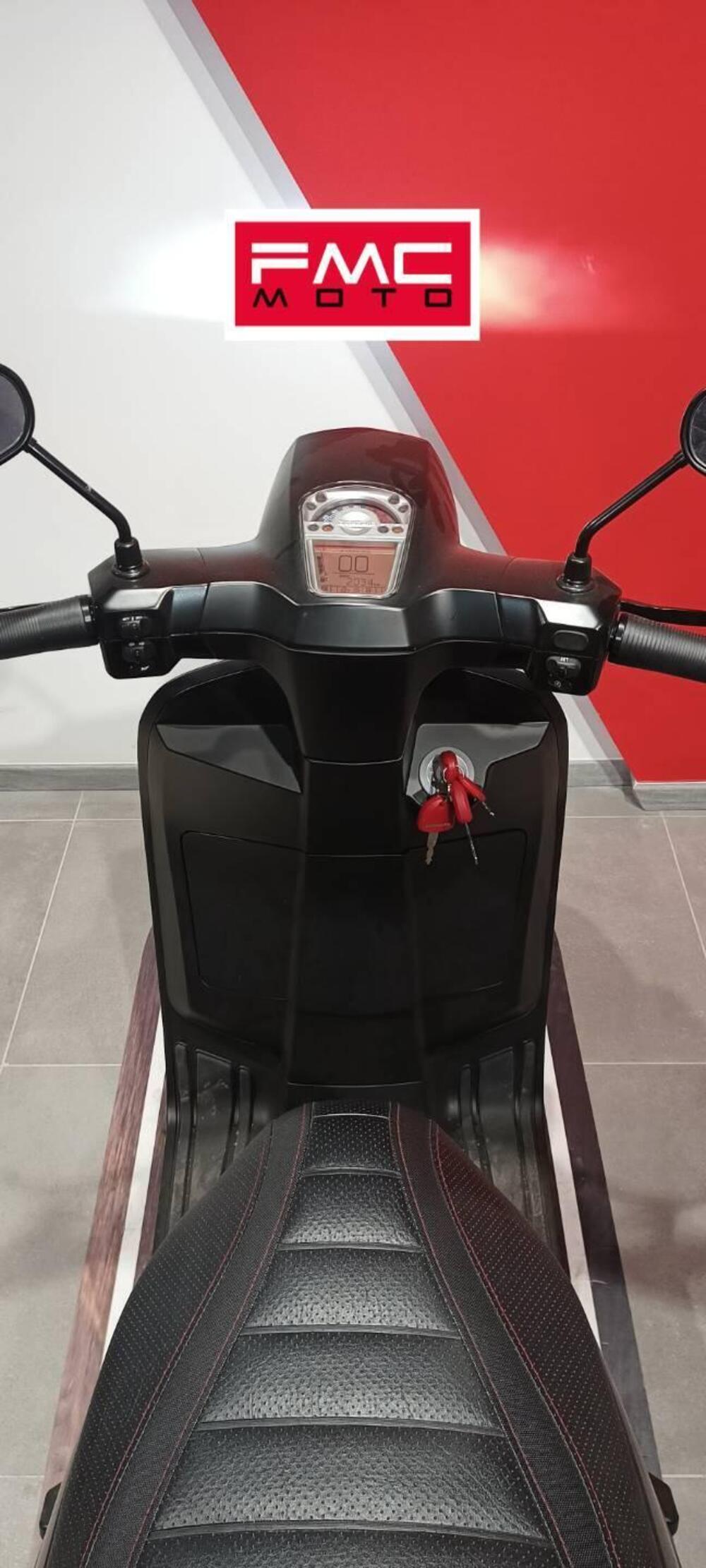 Lambretta V200 Special (2021 - 26) (7)