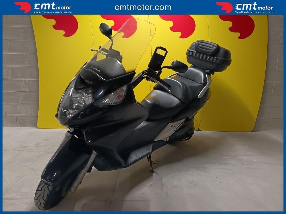 Honda Silver Wing 600 (2005 - 09) (2)